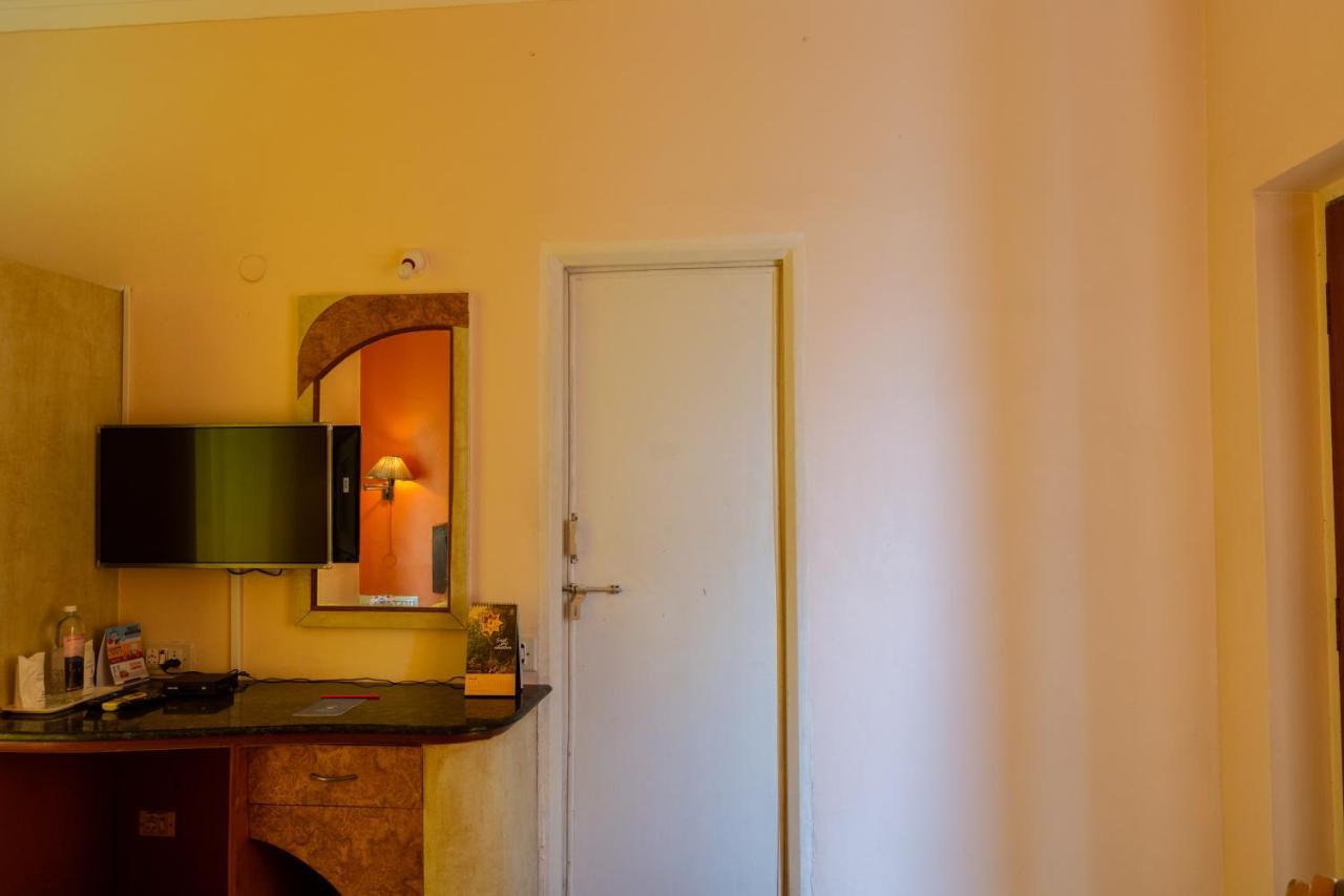 Kstdc Hotel Mayura Bhuvaneshwari Kamalapur هامبي المظهر الخارجي الصورة