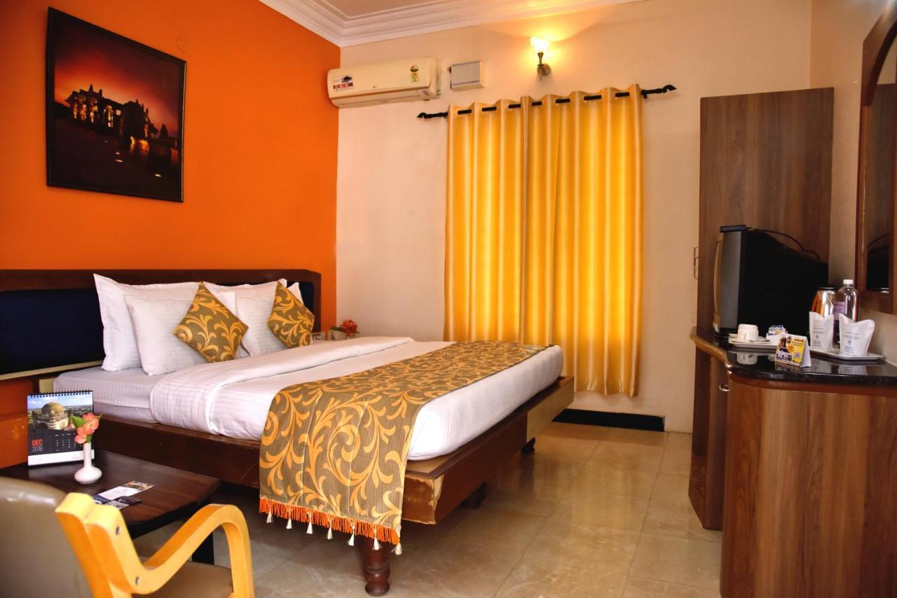 Kstdc Hotel Mayura Bhuvaneshwari Kamalapur هامبي المظهر الخارجي الصورة